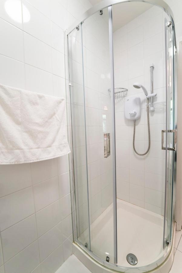 Charming City Centre Guest House Голуэй Экстерьер фото